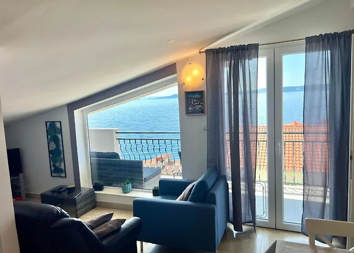 Apartament Mit Balkon Und Herrlichem Meerblick By Interhome